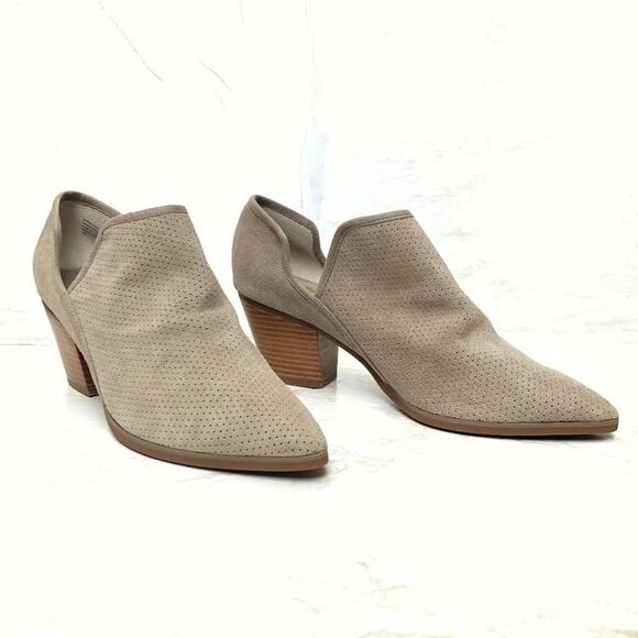 Seychelles Sashay Taupe Suede Leather Ankle Bootie - Picture 1 of 10